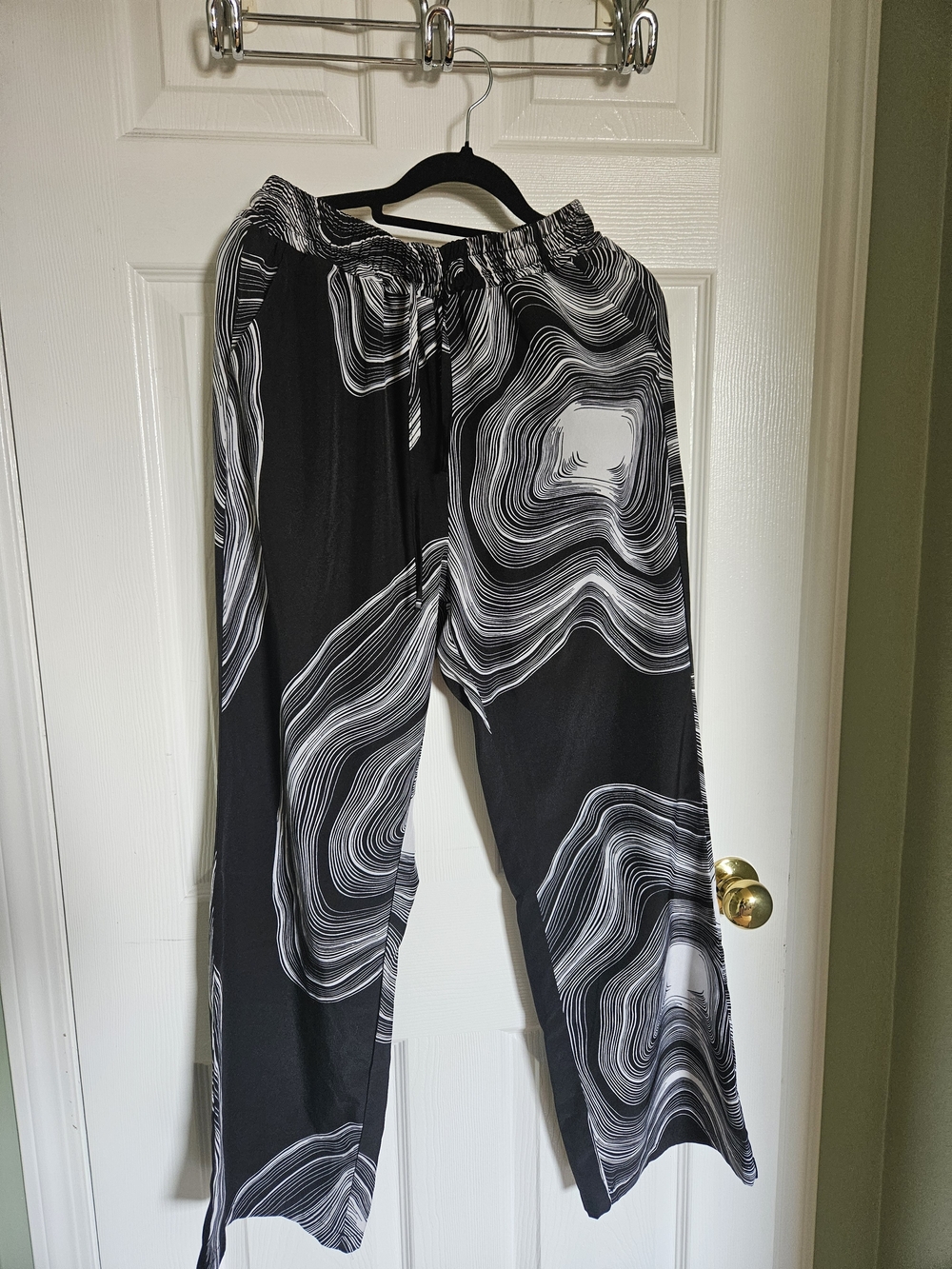 Wide Leg Drawstring Pants in Black & White Swirl